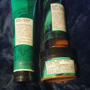 Eco-Friendly 3 Pc. Ecalyptus And Tee Tree Gift Set.